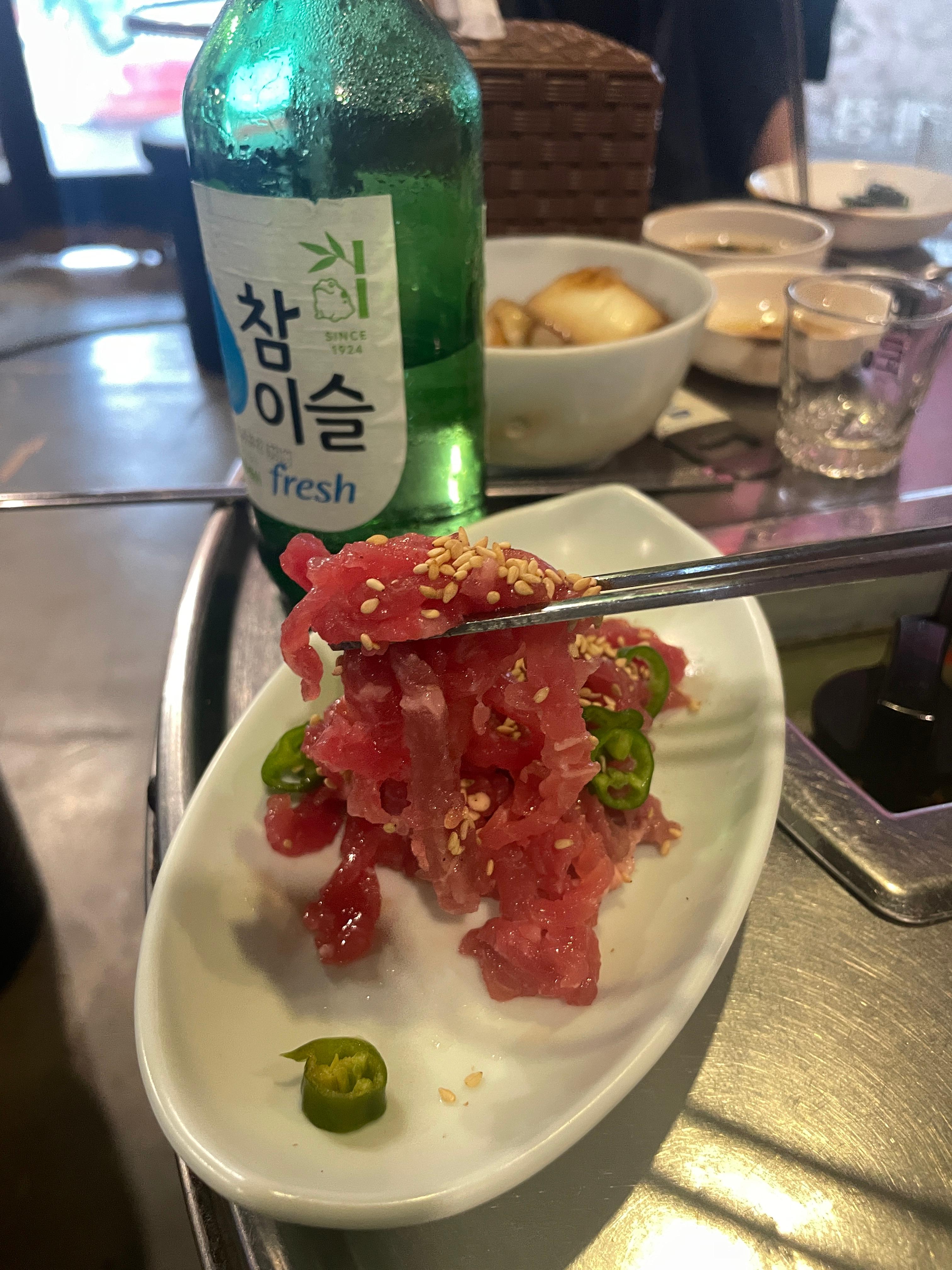 서울대입구 만석곱창 서비스 육회