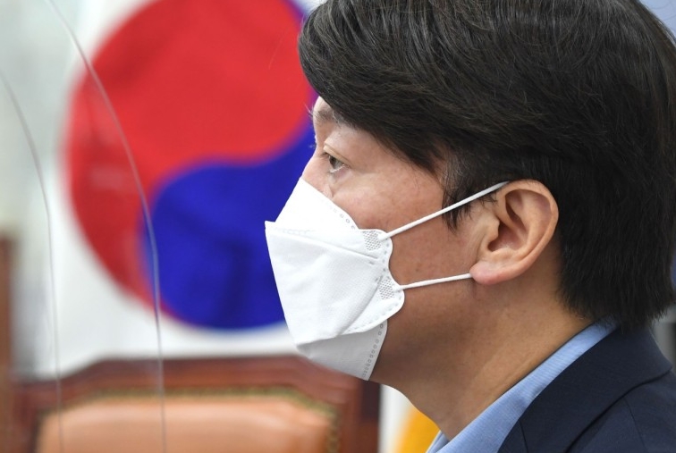  안철수 관련주로 안랩, 써니전자, 우성사료, 다믈멀티미디어, 링네트 주목