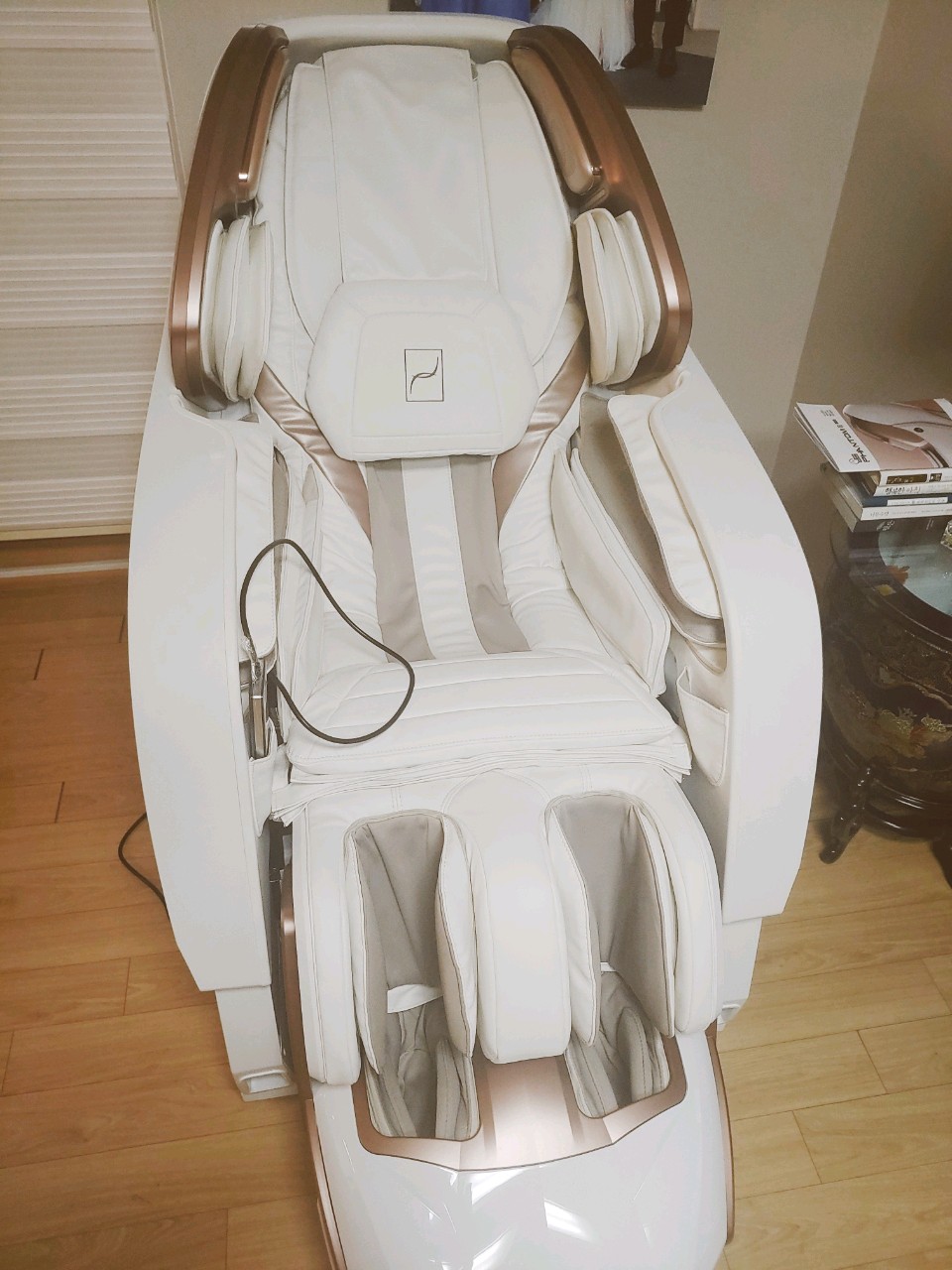  300만원 FLEX 안마의자 바디프랜드 팬텀 2코어 제품 리뷰