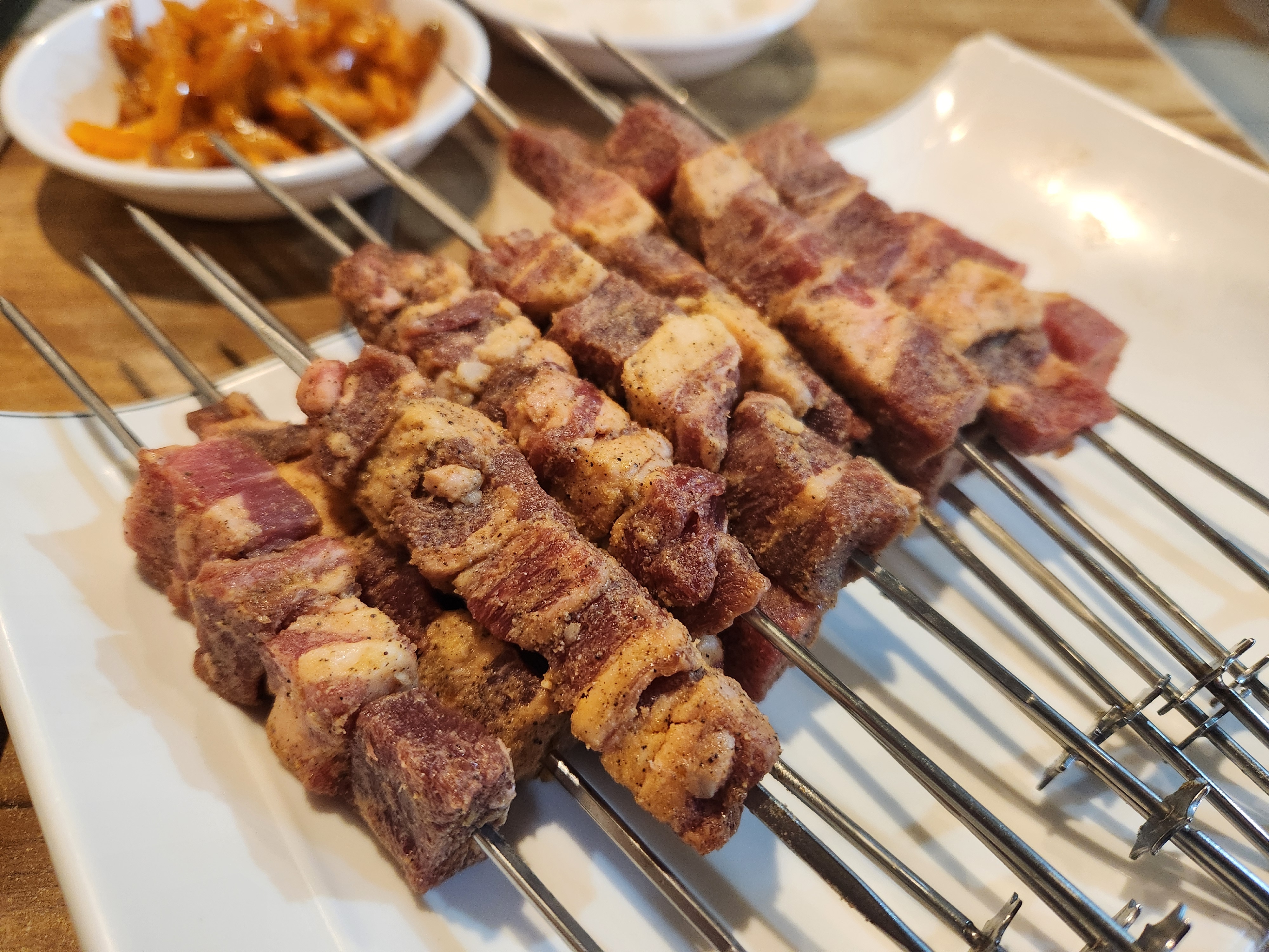 초원참숯양꼬치 이미지
