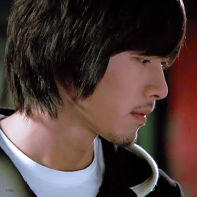 theqoo inserted image