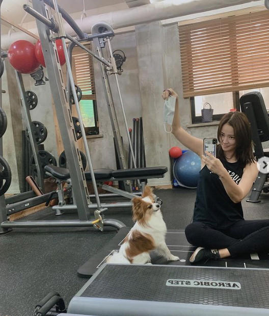  ‘권상우’ 손태영, 몸매 관리 철저한 뉴욕댁! 2년 만에 알아보는 강아지에 감동 [사진]