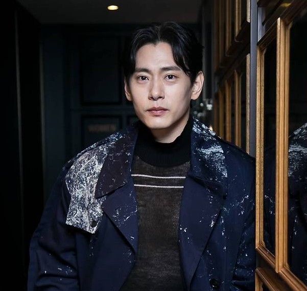 유태오 나이 키 국적 프로필 가족 부인 니키리 과로사 헛소문