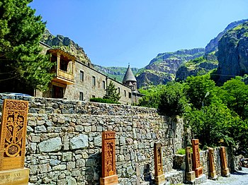 게하르트 수도원 아자트 계곡 역사 위치