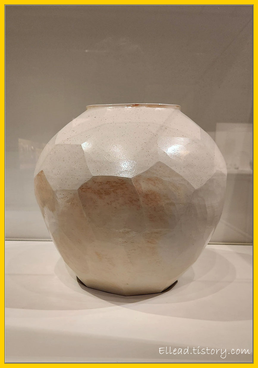 Faceted Jar, 2008