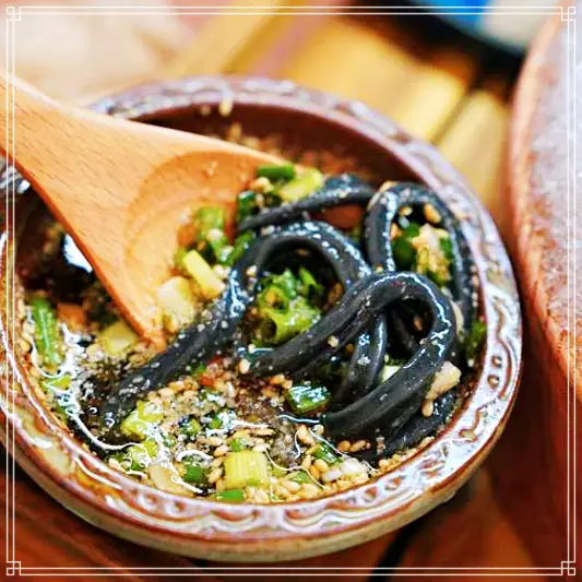  11월27일 생방송투데이 수원 행궁동 맛집 자루우동 붓카케우동, 마제우동 맛있는 식당 세상에 없던 숙성면 식감의 신세계 검은면 우동 위치