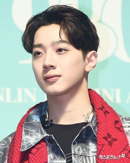  라이관린 키스자국 사생활 난잡 구설 결국 워너원 출신