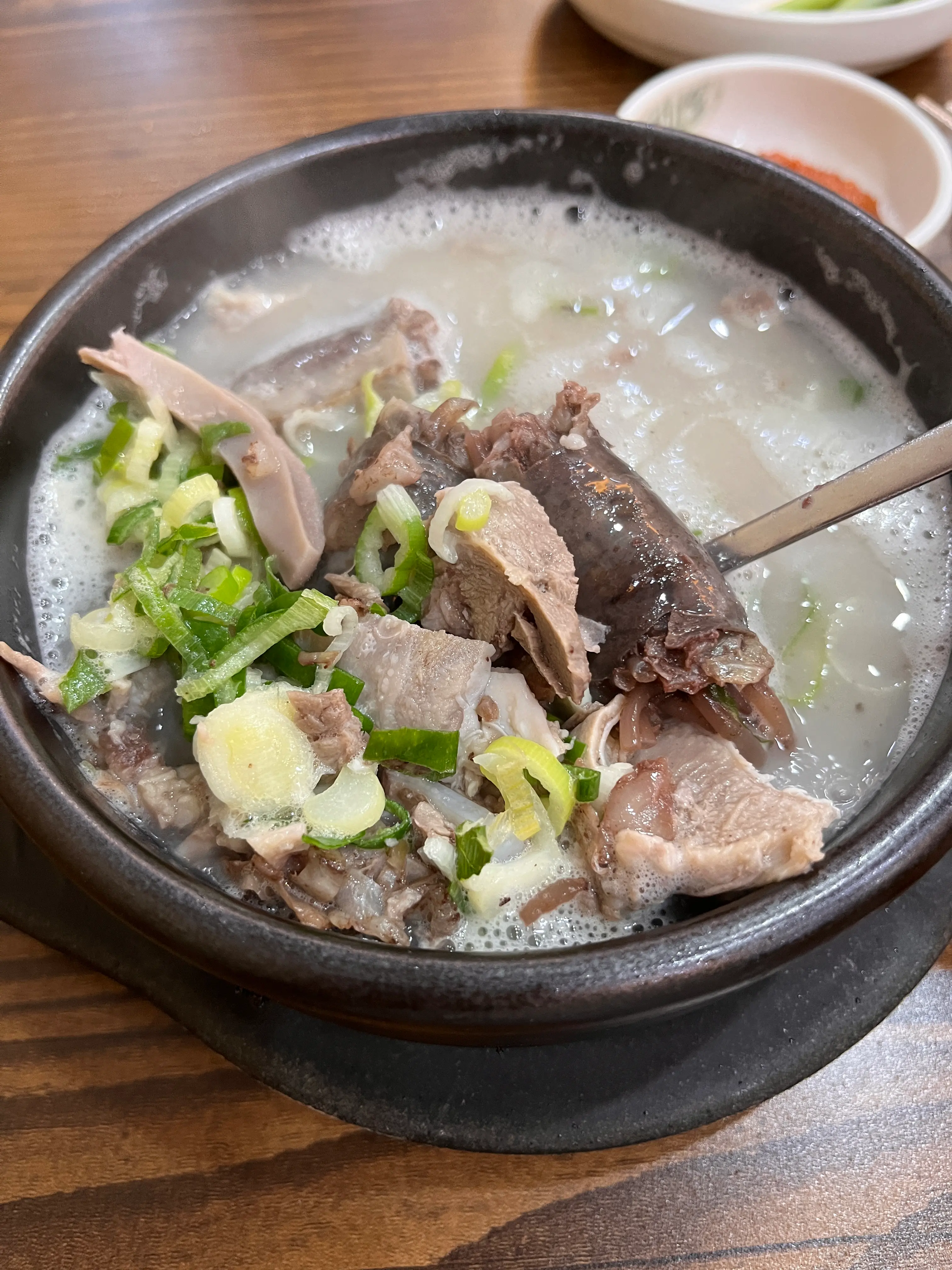 순대국밥 고기 사진