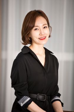  진경 프로필 - 배우 - 드라마 - 라디오 - 연극 - 광고 - 수상 - 출연작품