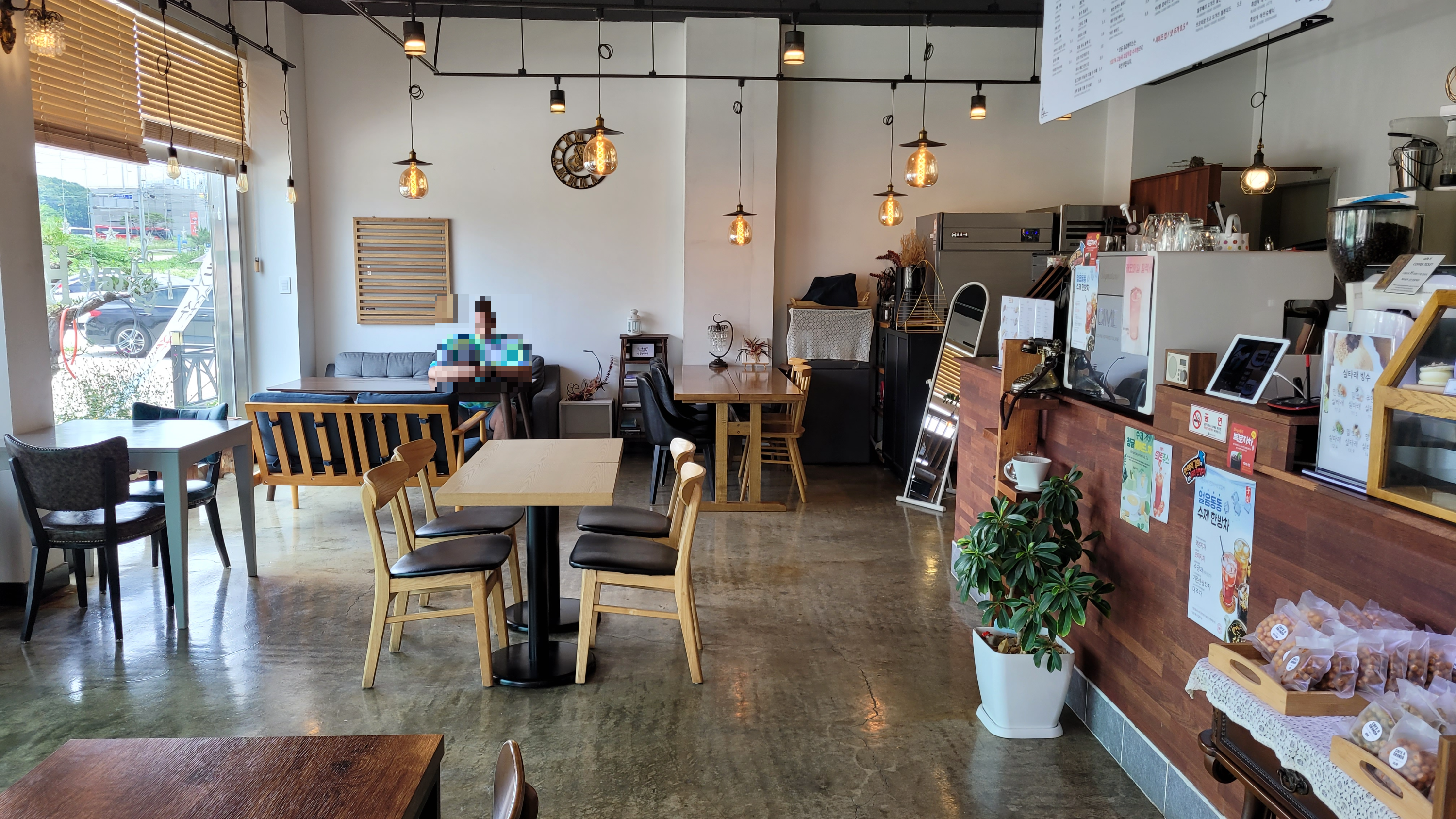 H(에이치) CAFE 이미지