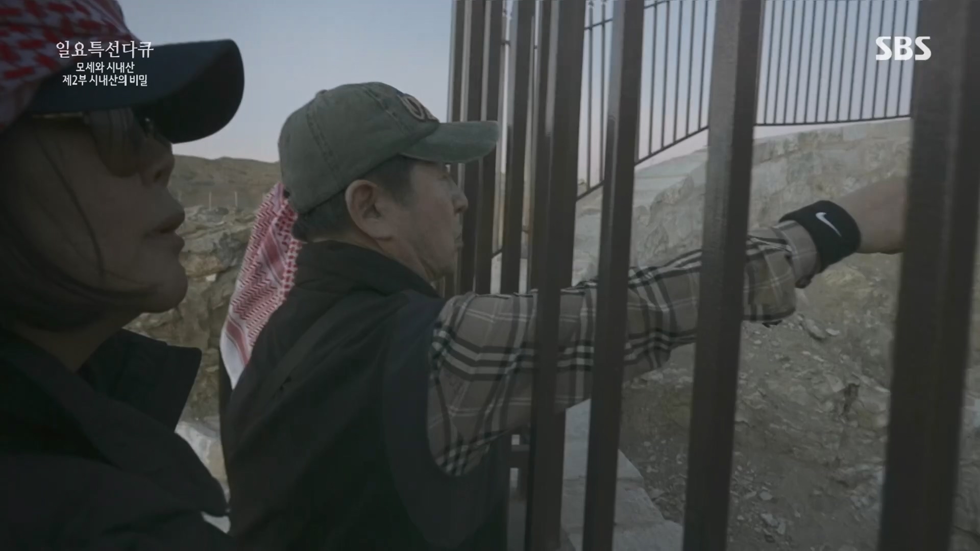 일요 특선 다큐멘터리.E343.240407p.H264-F1RST.mp4_20240410_142721.275.jpg