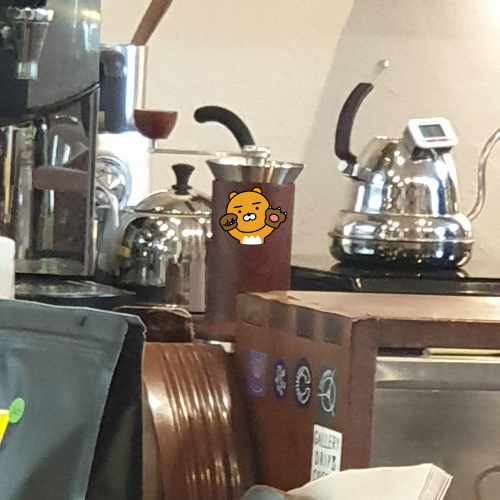 치앙마이 카페 투어 ① : 올드시티 카페 (Gallery Drip Coffee)_에스프레소 수동 추출 도구