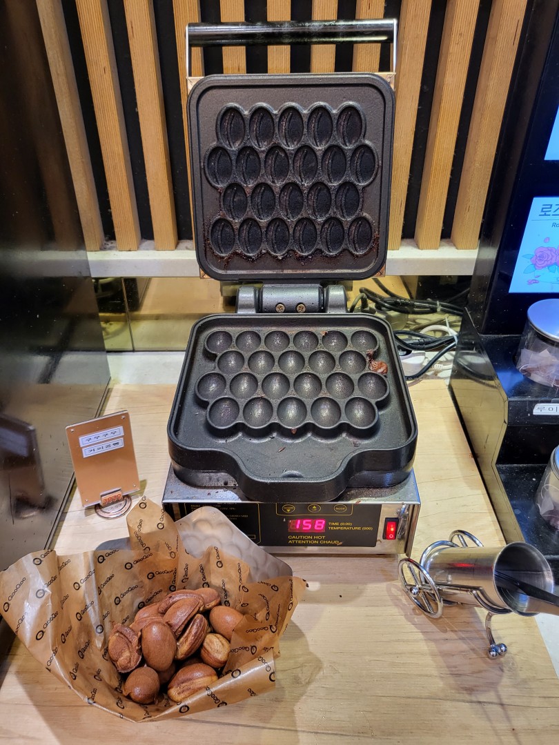 쿠우쿠우-커피콩빵