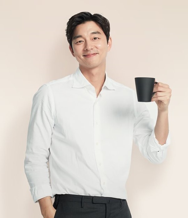  커피 마시는 사람 안 마시는 사람보다 오래 산다