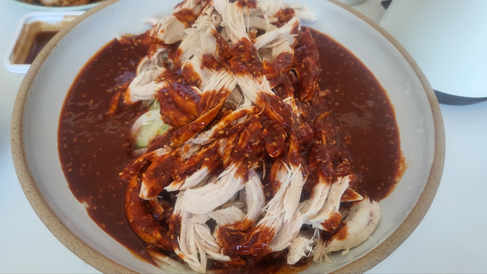 설마고추장국수 완성사진