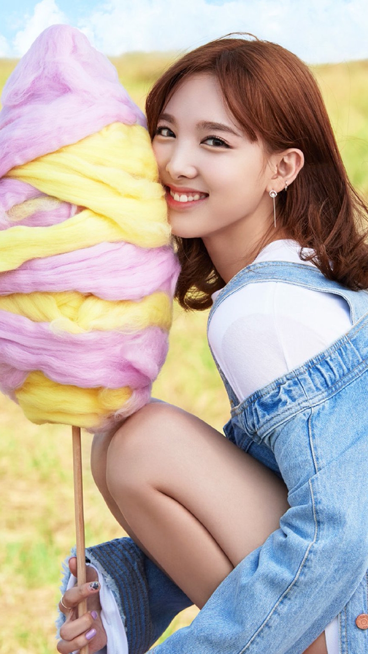 Twice Nayeon Iphone Wallpapers Lockscreen