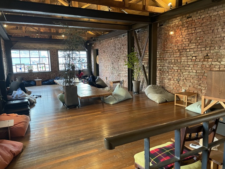 앞치마 을지로 카페 존맛 62