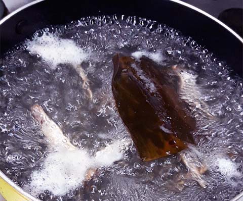 2월 제철 음식 : 바지락 된장찌개 맛있게 만드는 법
2. 육수 만들기