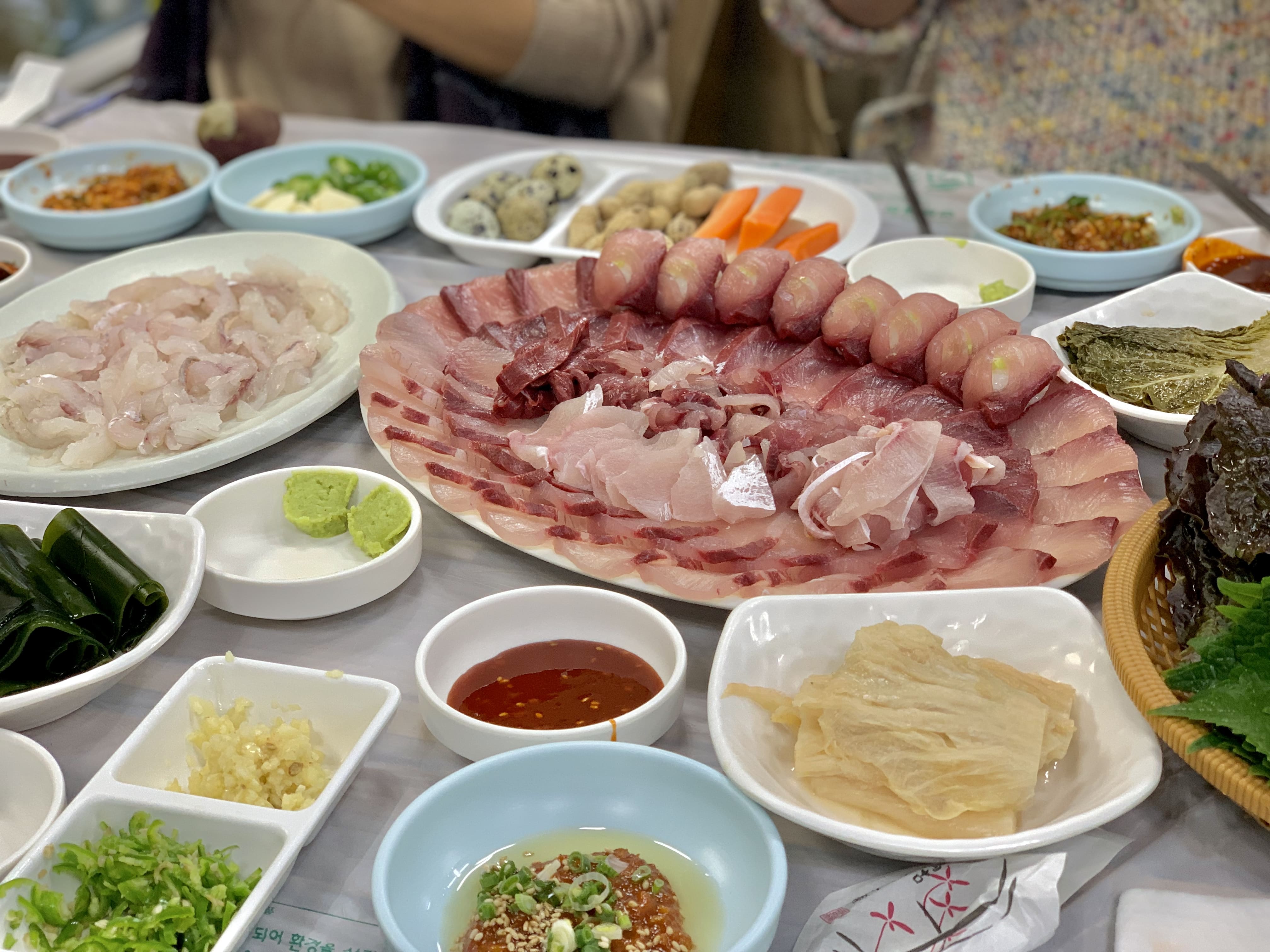 혜림장초장횟집 초밥과 함께 즐길 수 있는 대방어회