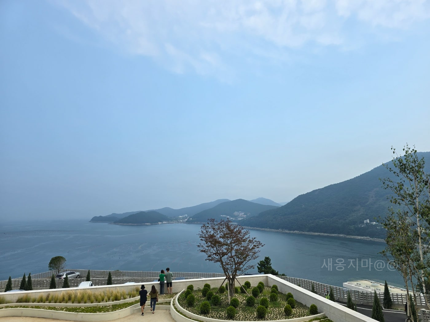 여수바다-모이핀-카페-여행