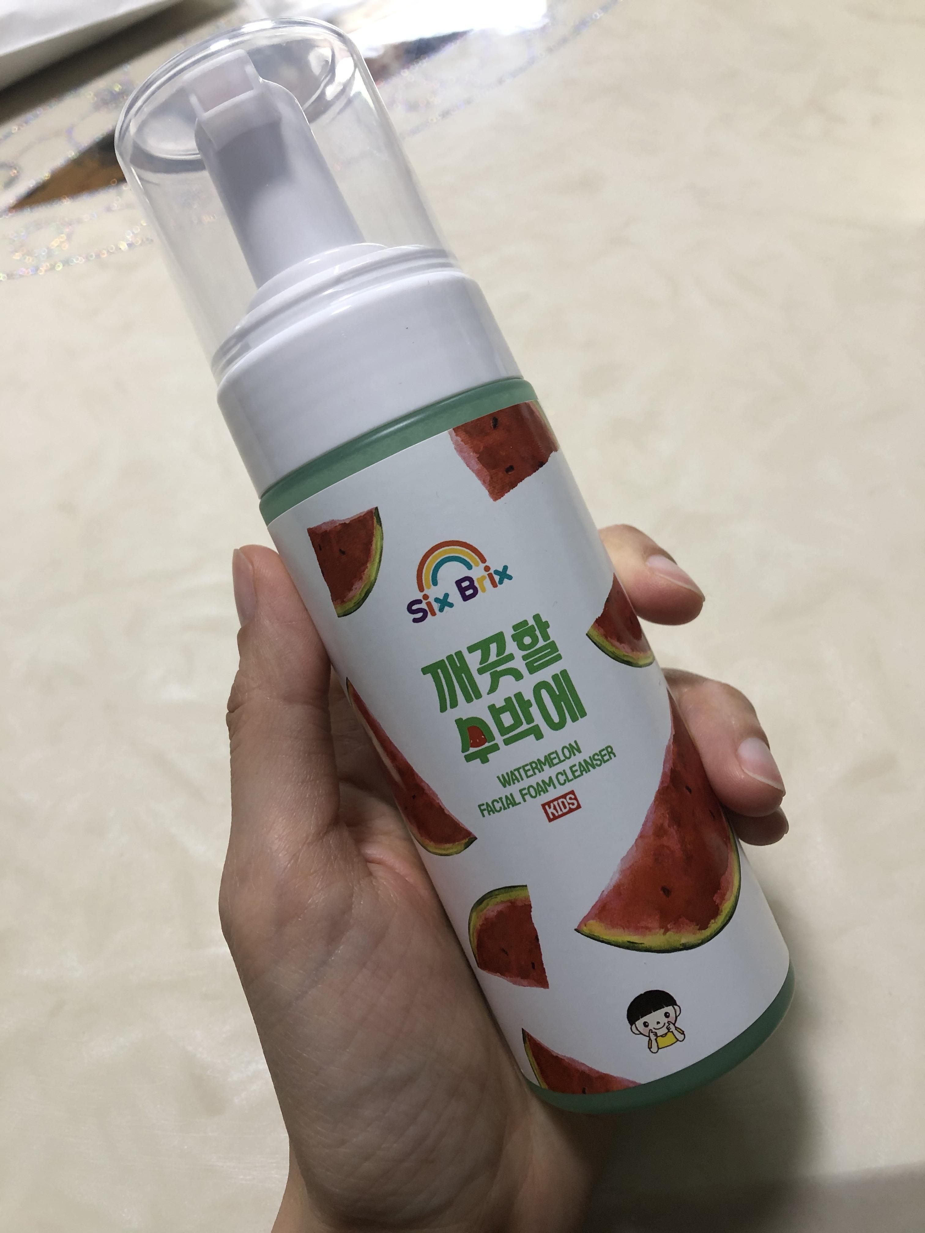  깨끗할수박에 어린이폼클렌징으로 아이피부지켜요!