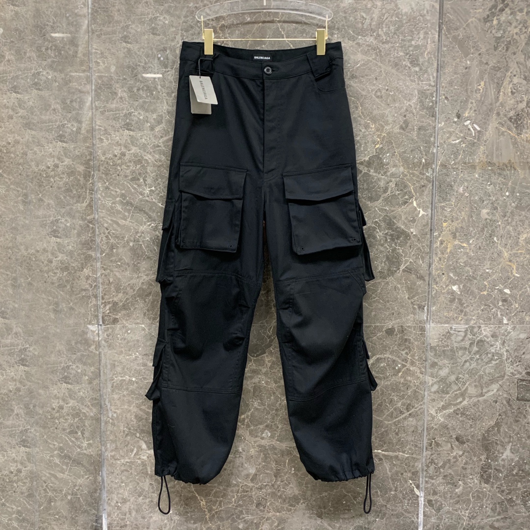  [BALENCIAGA] 발렌시아가 블랙 테크니컬 개버딘 카고 팬츠