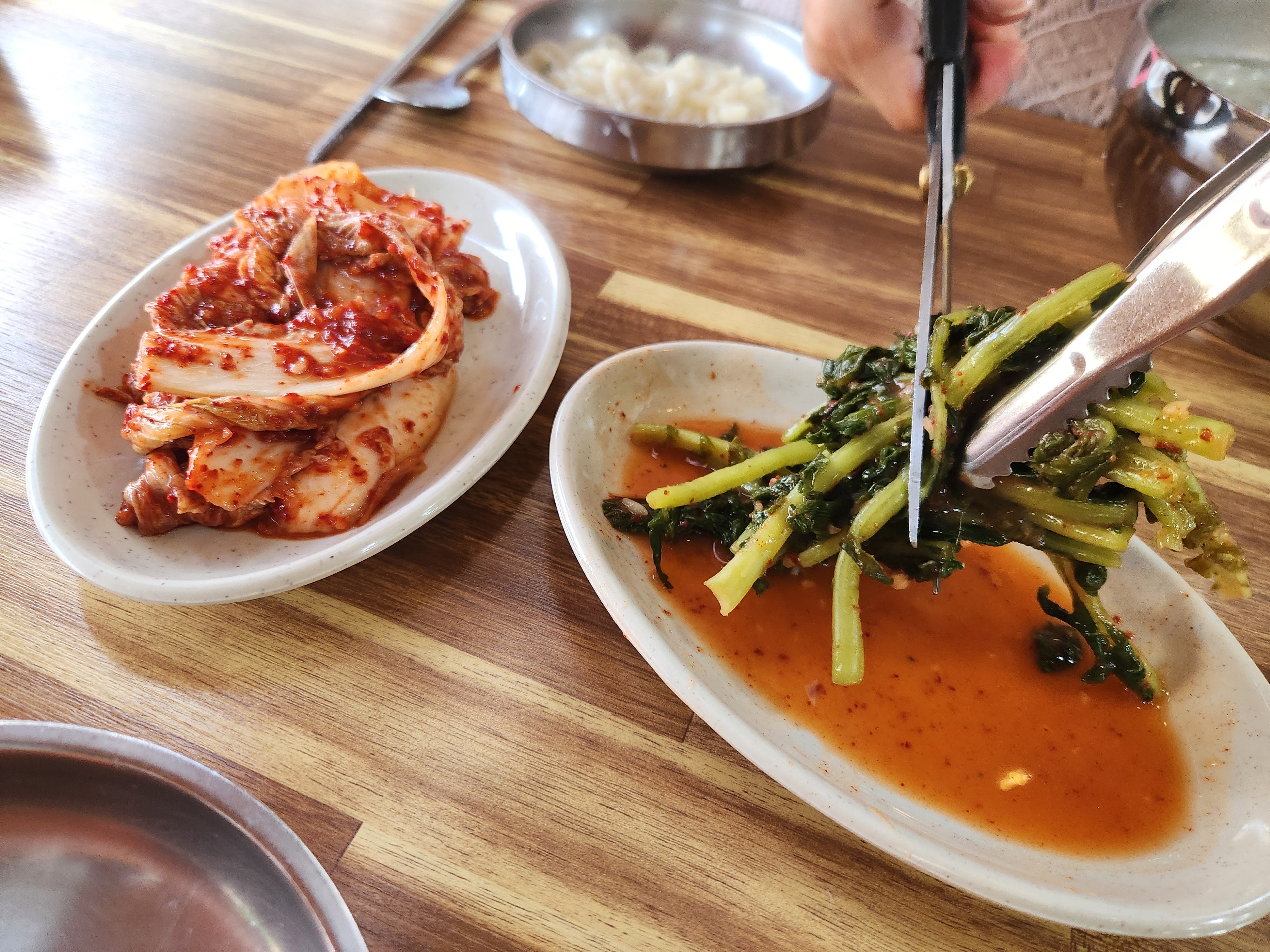 Yetnalsonkalguksu (옛날손칼국수) 2