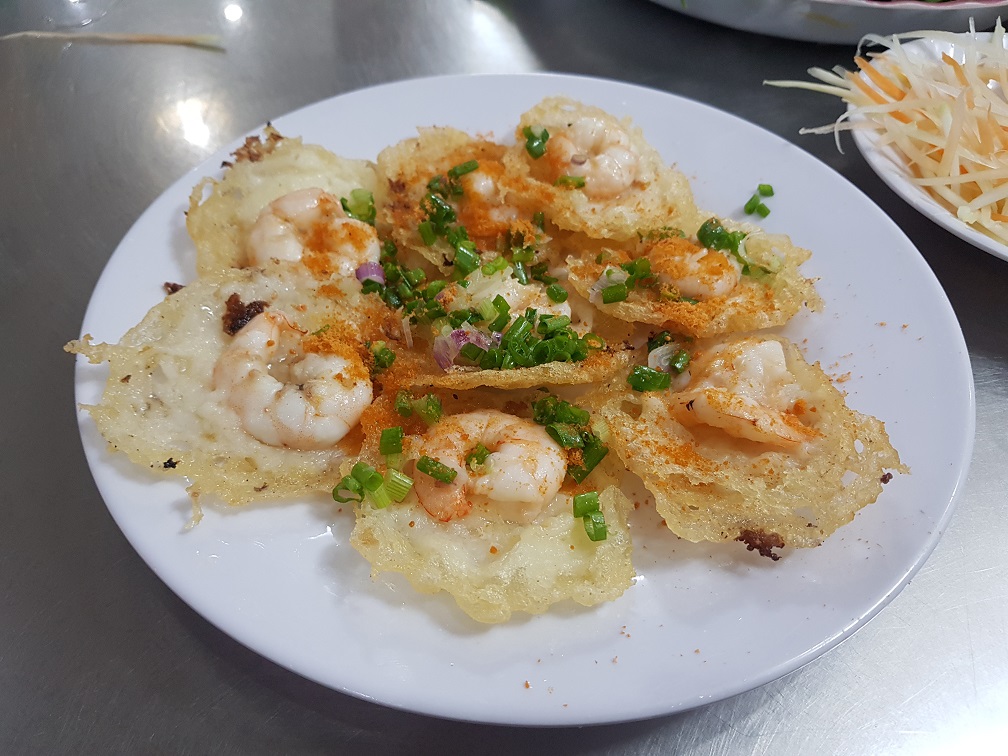 붕따우 여행 로컬 맛집 반콧 전문점 Banh Khot 14 - 새우 반콧(BANH KHOT TOM)