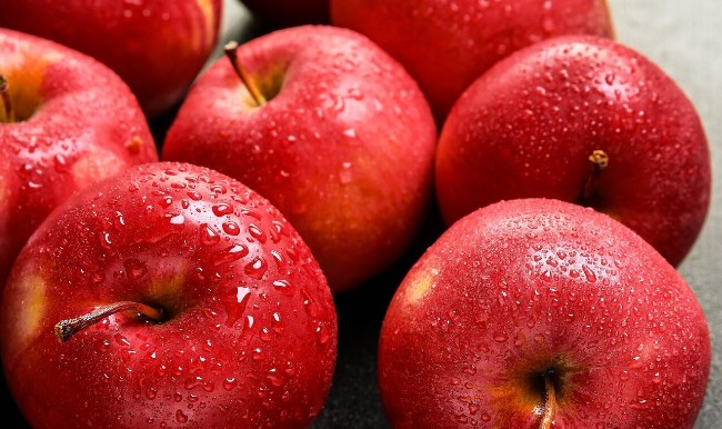 사과 시금치 주스와 사과 김치&#44; 건강에 좋은 사과 활용법