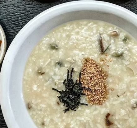  전복죽 끓이는 법: 기운 빠지고 지친날 건강과 영양을 담은 소중한 레시피 공개