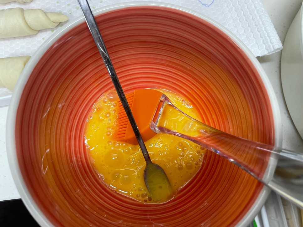 ㅋㅋㅋ 왜 실패하는가 ㅠ 크로와상 생지로 빵굽기 4