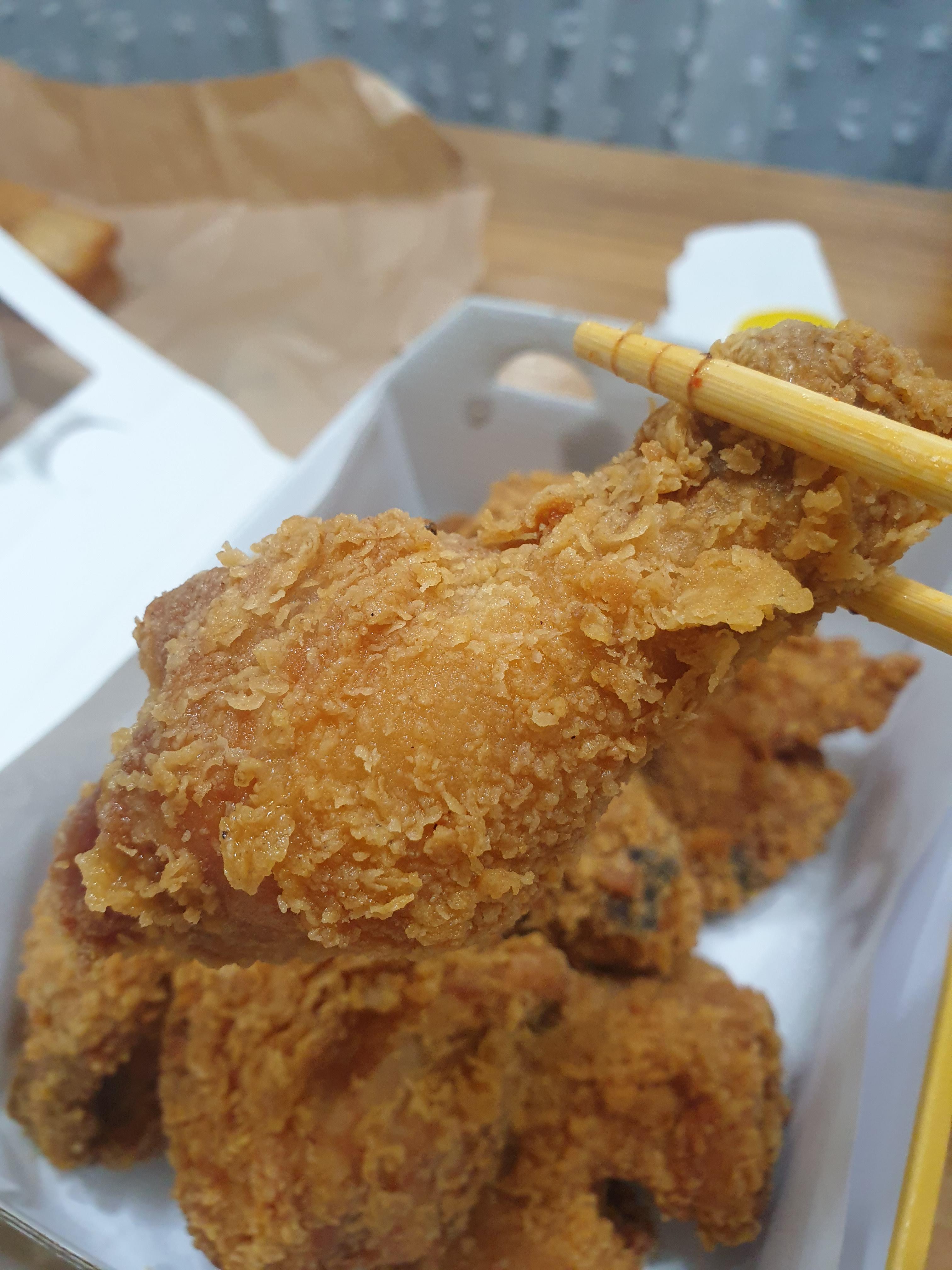  BBQ 황금올리브치킨 - 천안성성점 배달 맛집