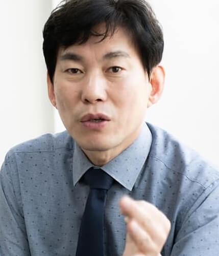 박진영-대변인