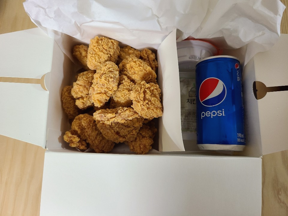  편의점에서도 치킨 시켜 먹는 세상 gs25 쏜살치킨 후기