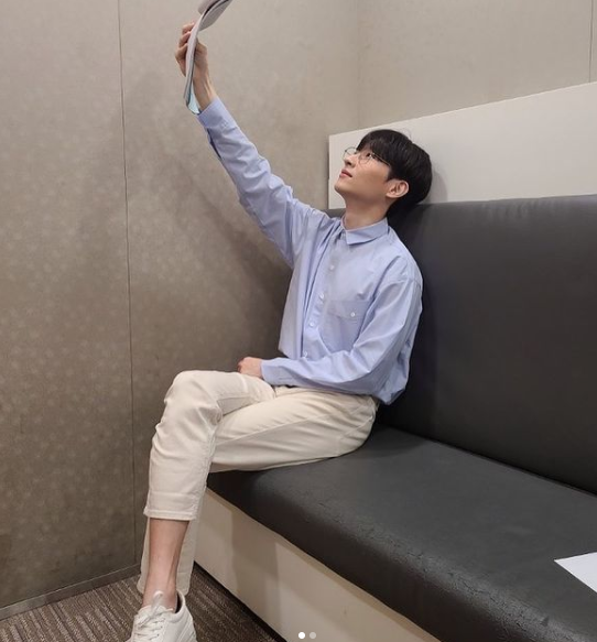  코빅 민찬기 나이 동안 실화인가