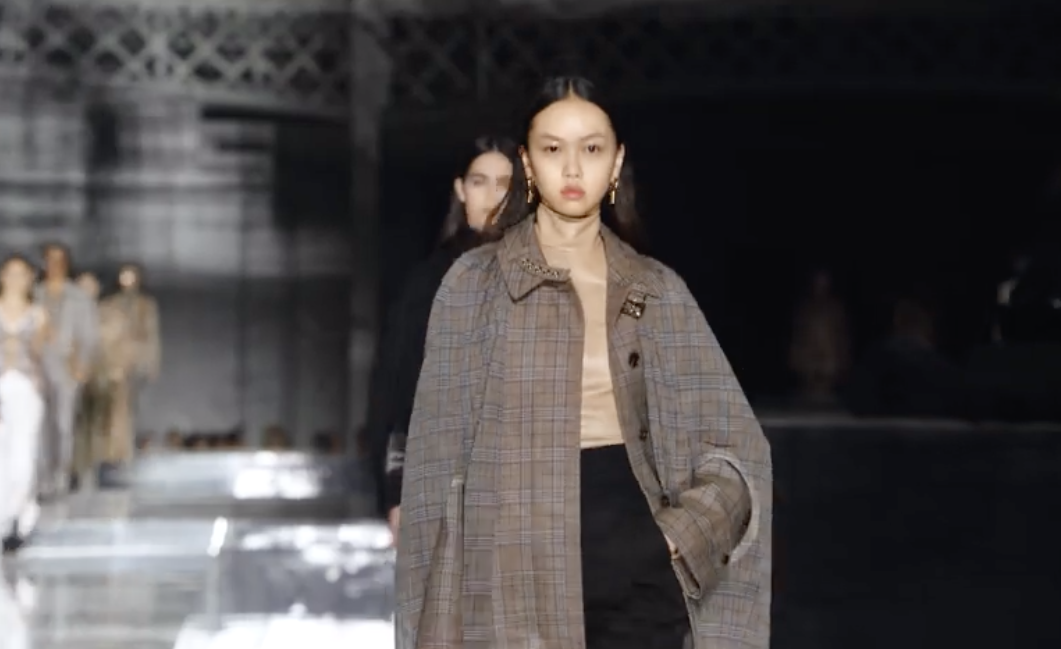  팬톤(Pantone) 런던패션위크 2020 / 2021 가을 겨울 컬러