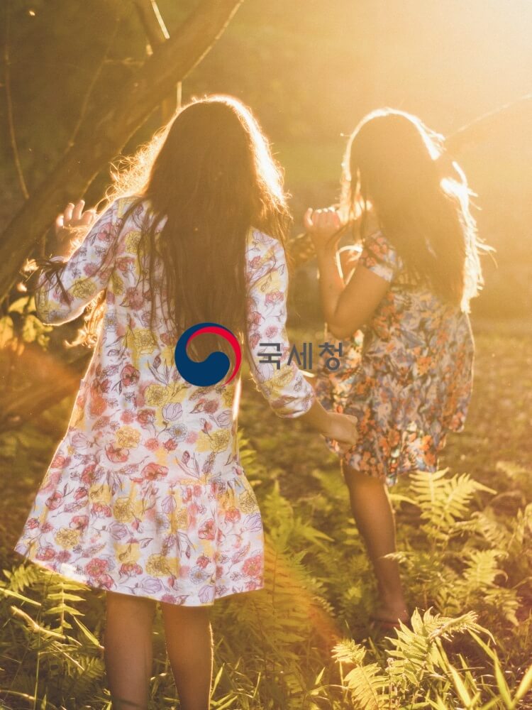 여자 아이 사진