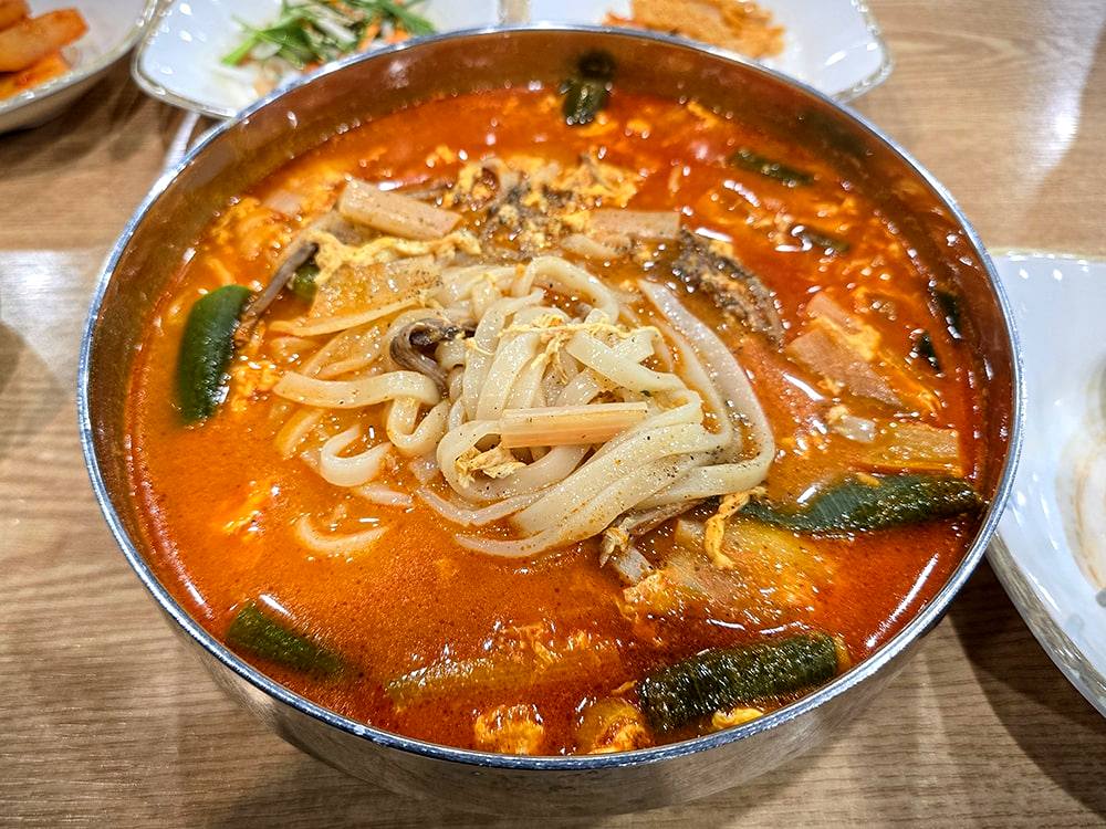 춘천 육개장 맛집 &amp;#39;육대장 퇴계점&amp;#39; - 7