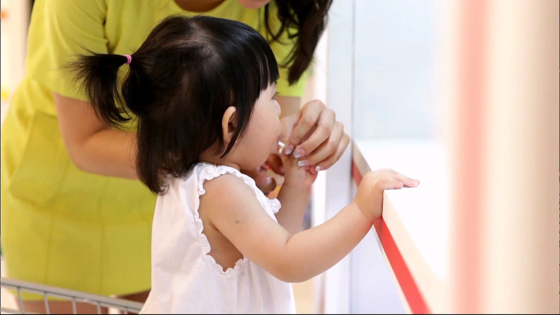 EBS 다큐프라임 - TV - 교육의 중심 EBS자본주의 2부. 소비는 감정이다.mp4_20230312_182100.413.jpg