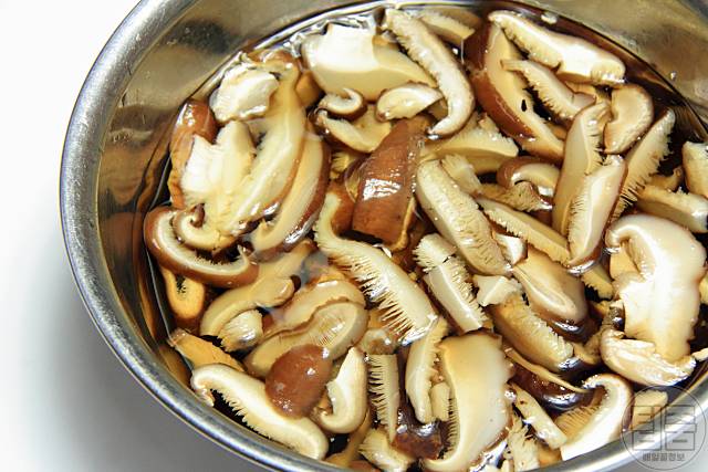 소화 잘되는 음식 속편한음식 표고버섯