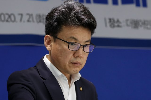 진성준