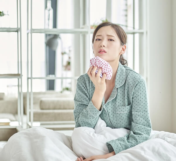 인후암을 일으킴