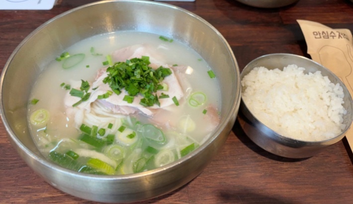 오늘N 재즈가 흐르는 돼지국밥 공덕역 맛집(퇴근후N) 위치 및 정보