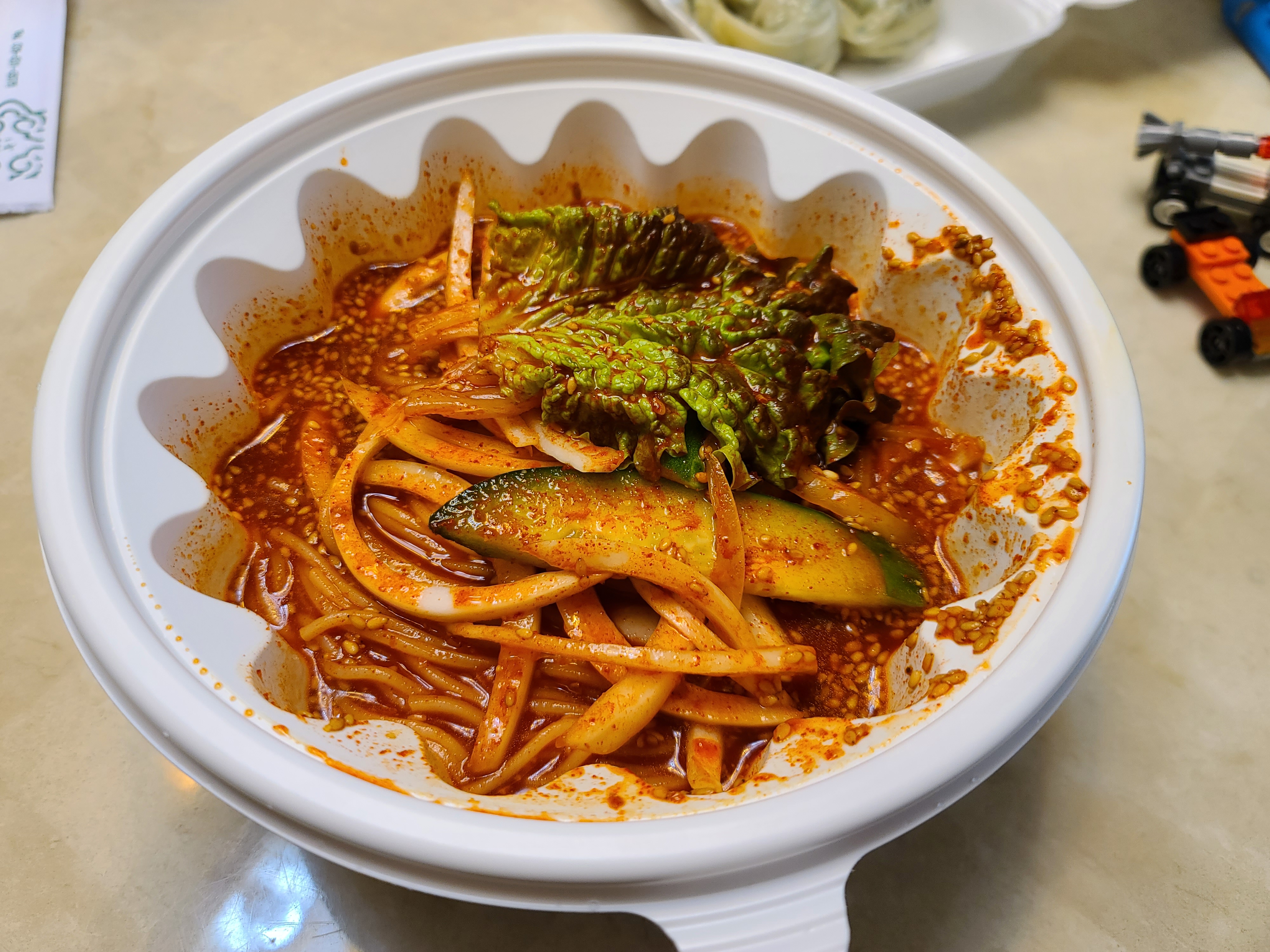  천안 망향 비빔국수 두정동 주말 점심식사 간단하게 새콤한 별미 어때