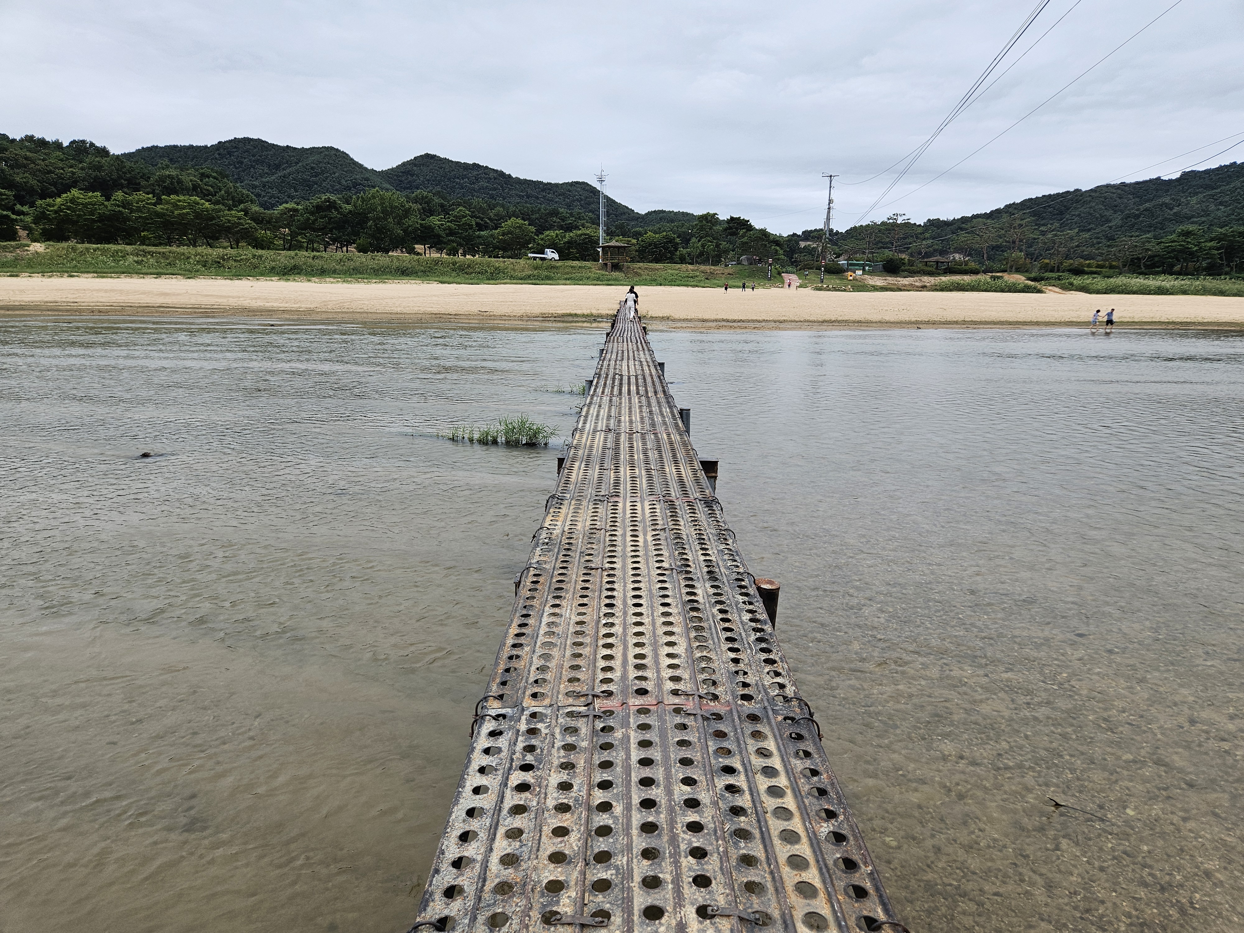 내성천이 휘돌아 만든 육지 속 섬, 회룡포마을 풍경 - 휴식같은 여행으로의 초대 이미지