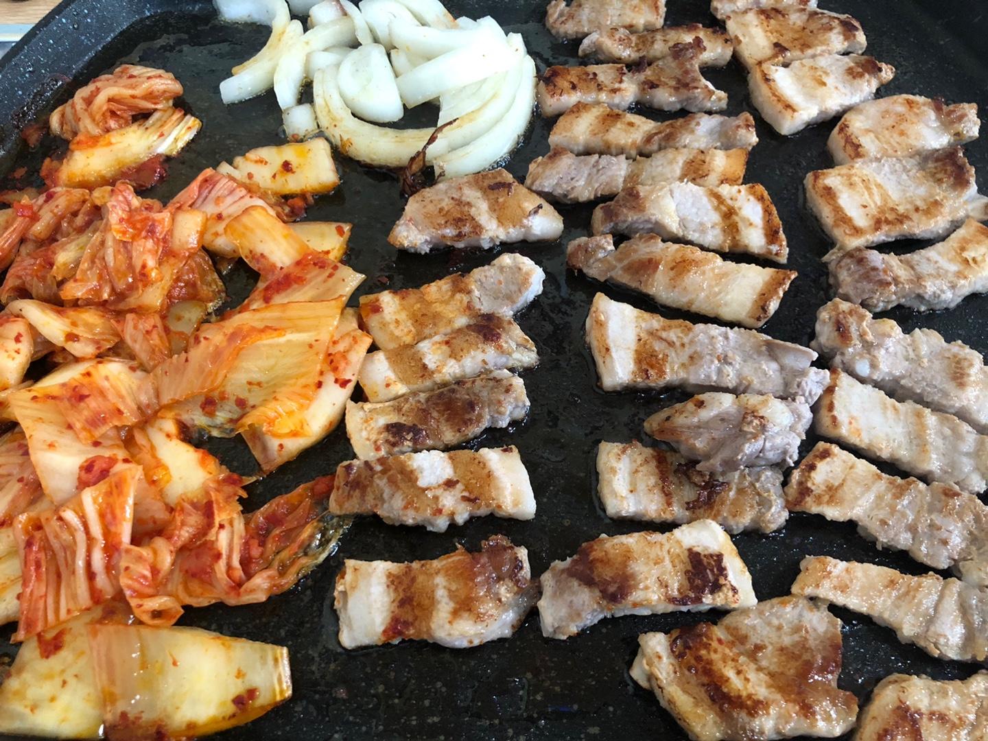 김치삼겹살 맛집