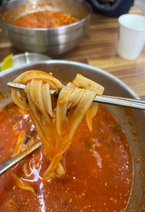 김해란장칼국수집