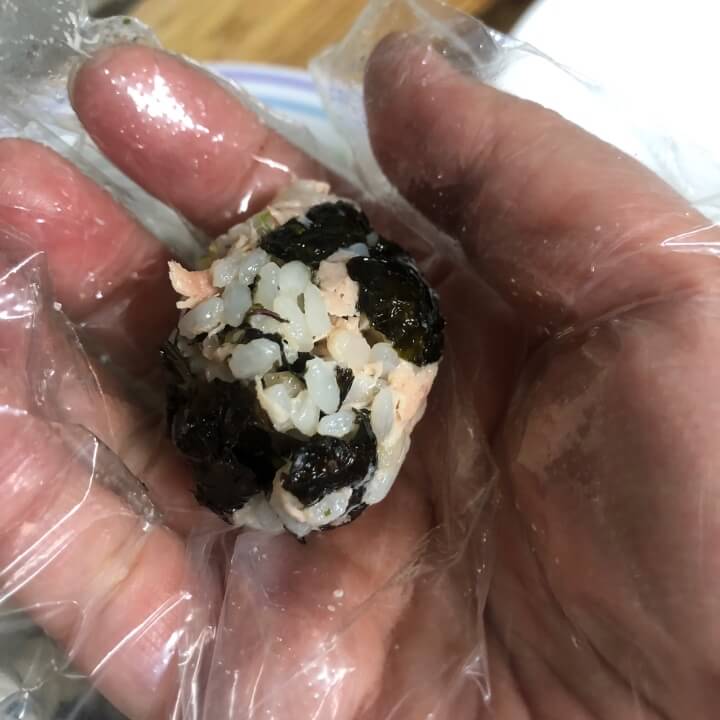  간단한 아침메뉴 참지마요 주먹밥