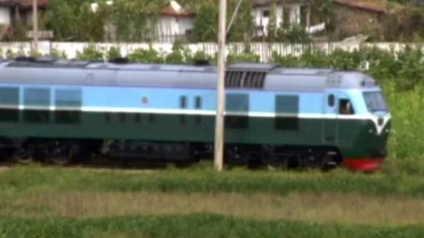 북한 전력난에 열차 전복... 400명 사망