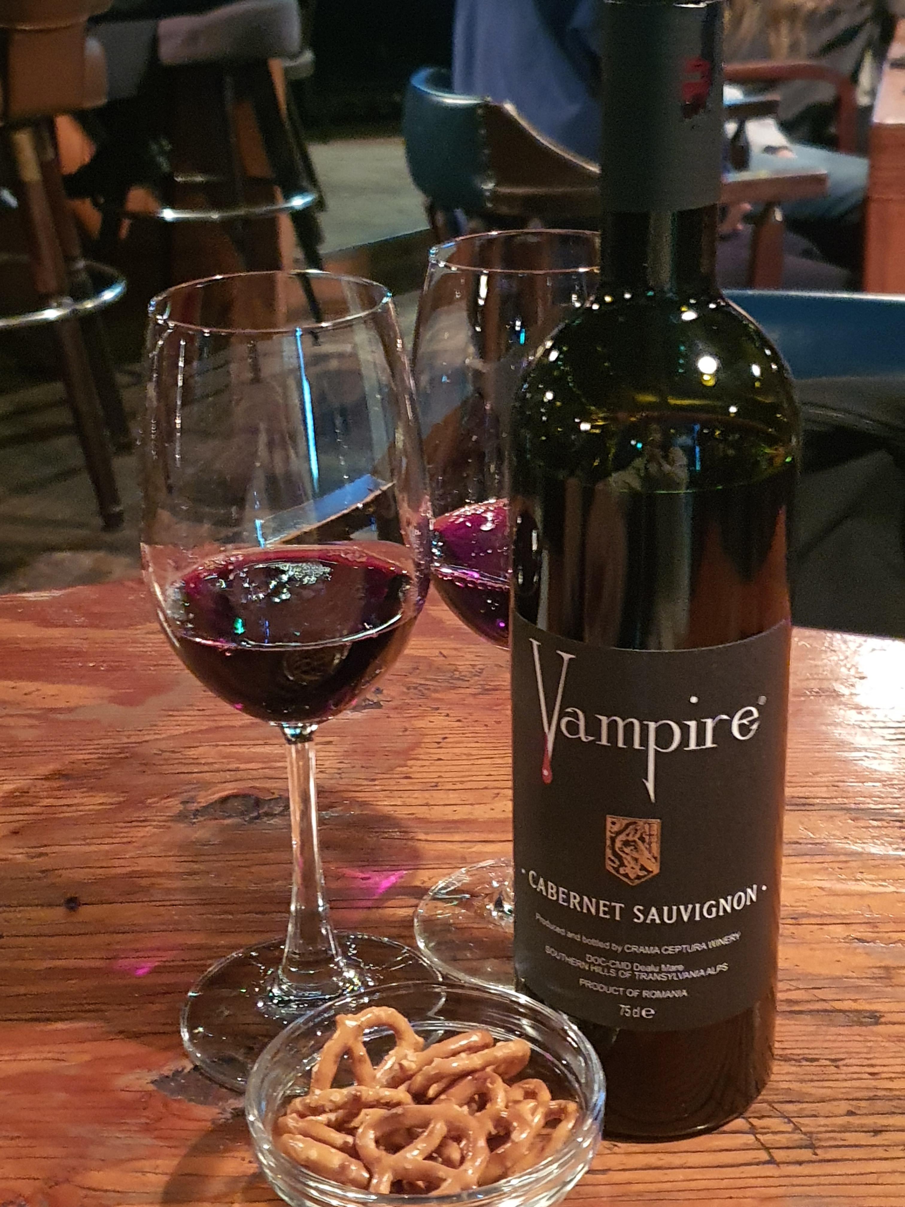 뱀파이어 까르베네 소비뇽 와인